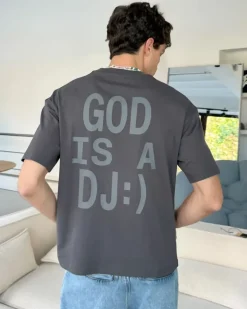 Camiseta God is a DJ Gris Oscuro
