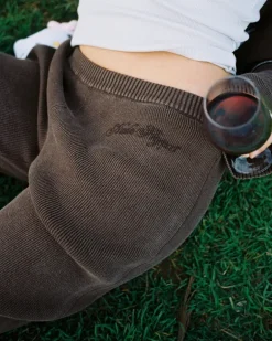 Pantalón Knit Marrón First Class